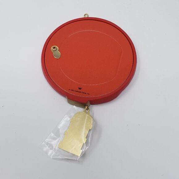 1993 Hallmark Special Dog Handcrafted Brass Keepsake Holiday Christmas Ornament. - Picture 2 of 6